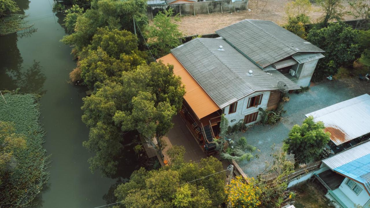 Banmai87 Guest House บ้านไม้87 เกสต์เฮ้าส์ 프라 나콘 시 아유타야 외부 사진