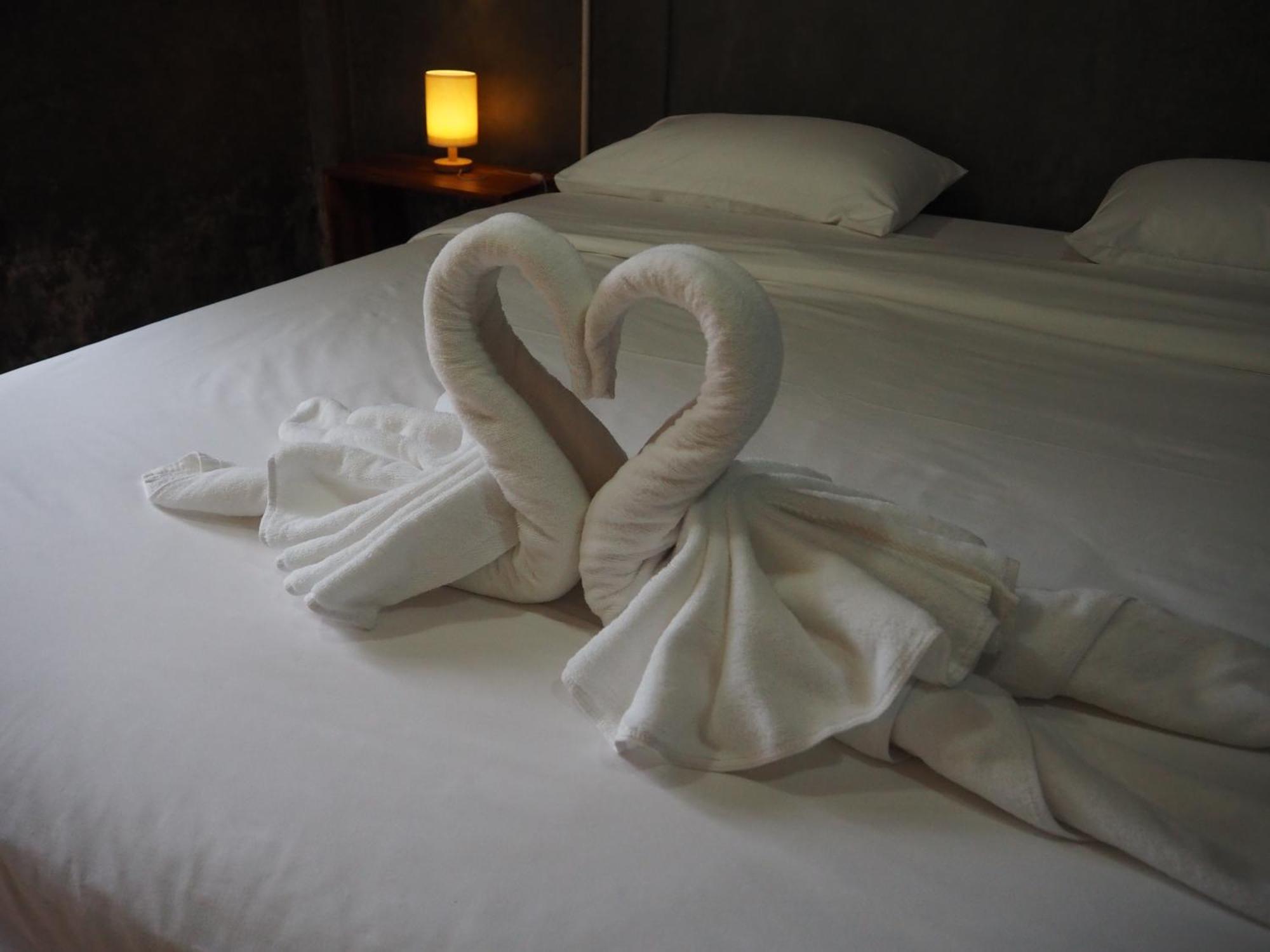 Banmai87 Guest House บ้านไม้87 เกสต์เฮ้าส์ 프라 나콘 시 아유타야 외부 사진