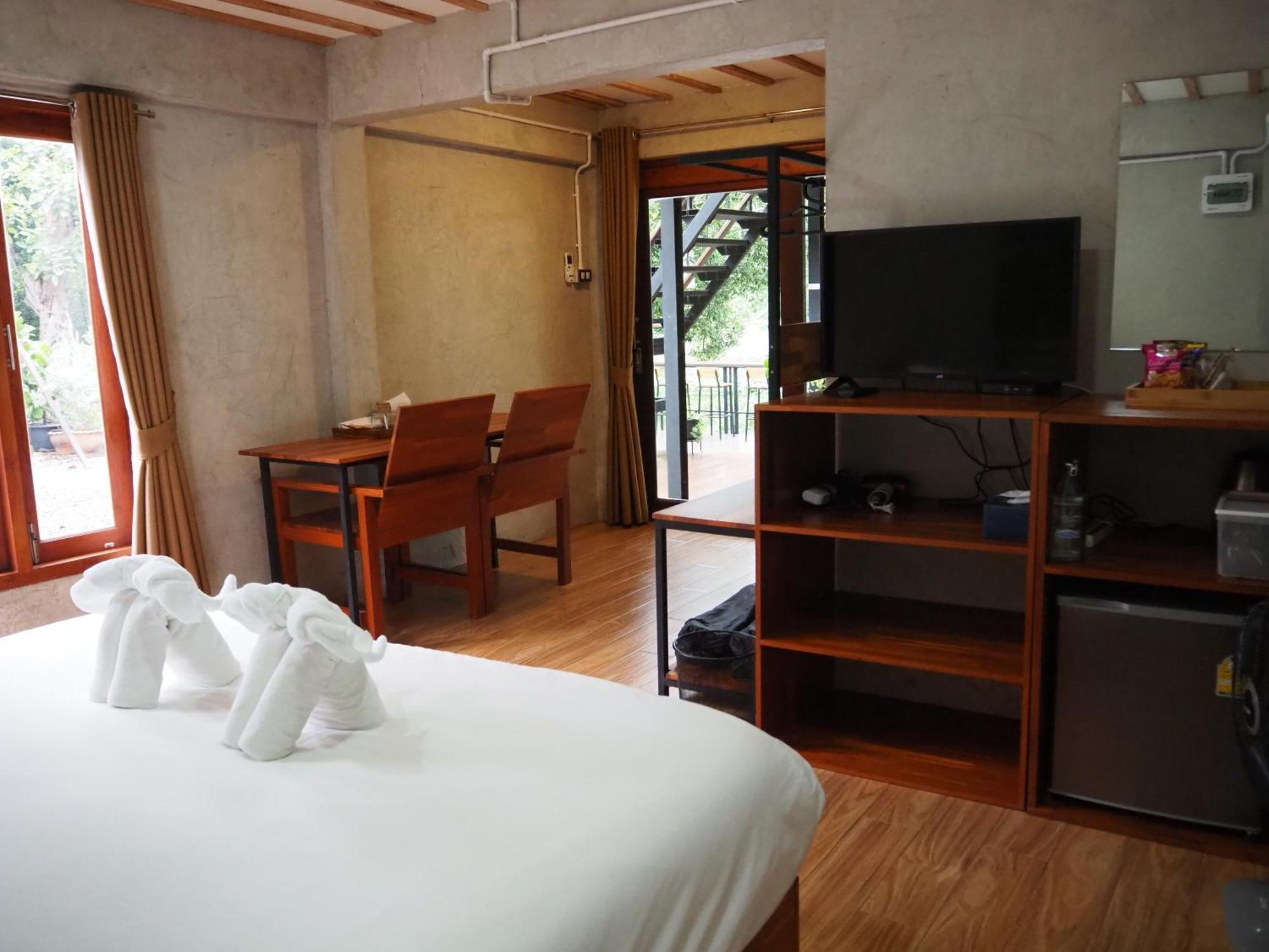 Banmai87 Guest House บ้านไม้87 เกสต์เฮ้าส์ 프라 나콘 시 아유타야 외부 사진